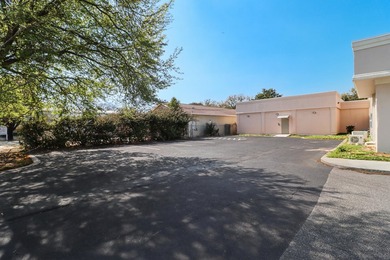 Now available For Sale or Lease, 185 Stahlman Avenue A is a +/-4 - photo 7