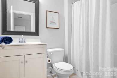 Just gorgeous - This immaculate, and move-in-ready home in the - photo 29