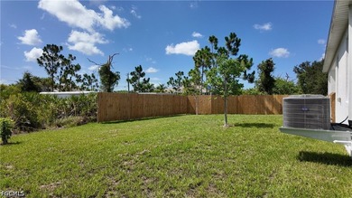 Welcome to this beautiful 3-bedroom, 2-bathroom 2024-built home - photo 34