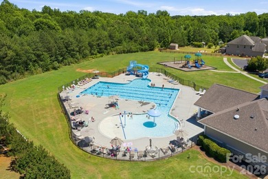 Welcome home to this beautifully upgraded 4-bedroom, 3-bathroom - photo 36