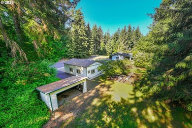 This well loved custom home is a must see in person. Vintage - photo 44