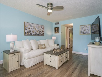 Escape to your own private oasis! This beautifully updated 1st - photo 8