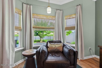 Centrally locatedpletely renovated. Built for the life you - photo 14