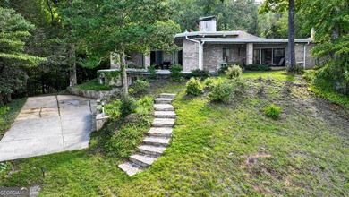 A RARE LAKE RABUN ESTATE Own a remarkable piece of Lake Rabun's - photo 18