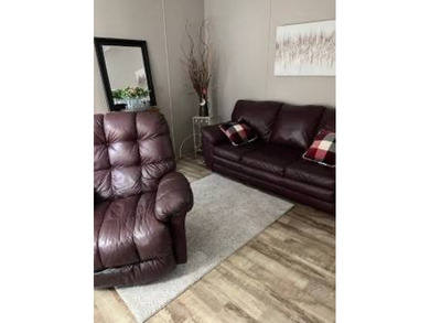 Welcome to this well kept 2 bedroom, 2 bathroom manufactured - photo 22