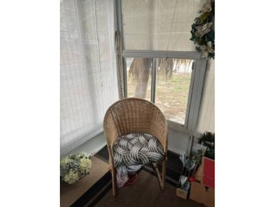 Welcome to this well kept 2 bedroom, 2 bathroom manufactured - photo 25