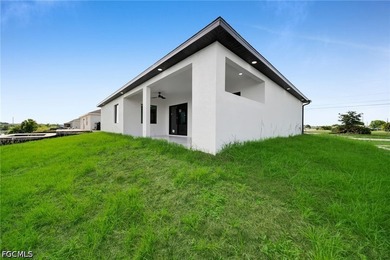 Experience the best of SOUTHWEST FLORIDA living in this stunning - photo 39