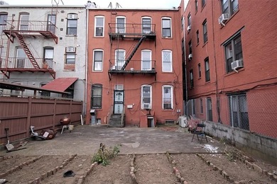 Introducing a great investment opportunity in Sunset Park - photo 3