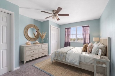 Discover the perfect blend of space and serenity in this - photo 8