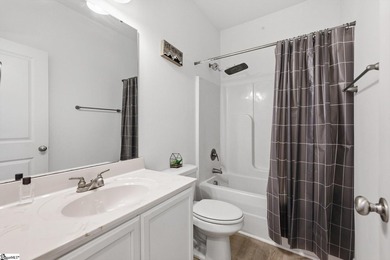 Discover low-maintenance living in the highly desirable O'Neal - photo 4