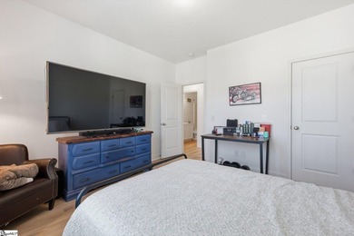 Discover low-maintenance living in the highly desirable O'Neal - photo 8