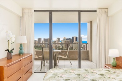 Royal Iolani is ideally situated right next to the prestigious - photo 11