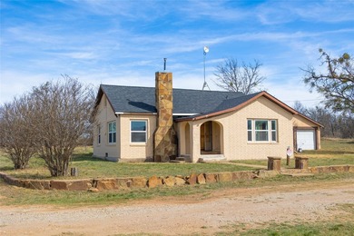 Lake Brownwood Home For Sale in Brownwood Texas