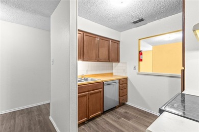 Opportunity awaits! You'll find this quaint duplex nestled away - photo 28