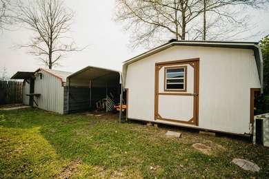 This property sits on just over three acres in a quiet, peaceful - photo 29