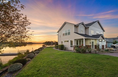 Fairview Lake Home For Sale in Fairview Oregon