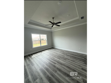 Welcome to this beautifully upgraded 3-bedroom, 2-bath home in - photo 7