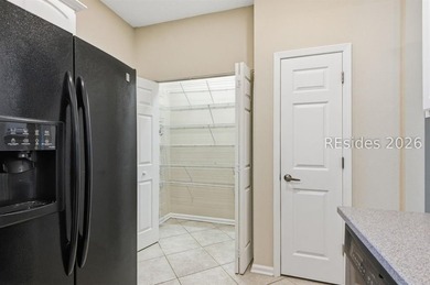 Welcome home to this beautifully 3 bedroom, 2 bath gem - photo 14