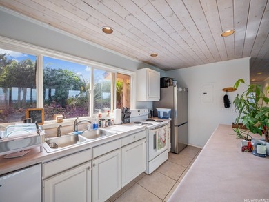 Experience the best of North Shore living in this charming 2 - photo 19