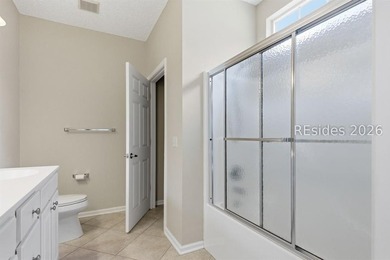 Welcome home to this beautifully 3 bedroom, 2 bath gem - photo 20