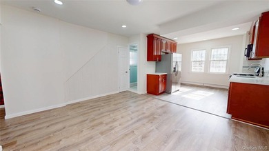 **Fully Renovated 2-Family Home in Jamaica, Queens** Newly - photo 4