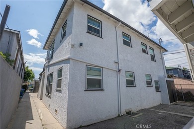 Priced to sell! This well-performing 10-unit building is located - photo 7
