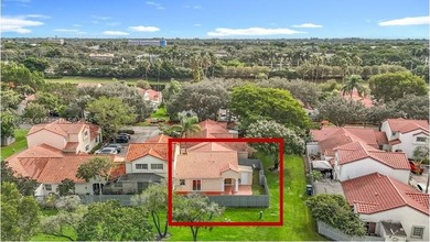 Weston Lakes Area Townhome/Townhouse For Sale in Weston Florida