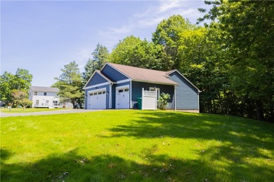 This is your chance to live in a highly desirable Webster, NY - photo 2