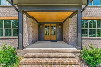 Exceptional new construction. As you step inside, your eyes are - photo 2