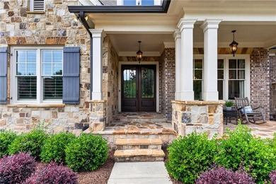Experience refined estate living in this exceptional all-brick - photo 3