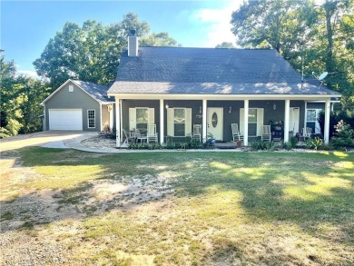 (private lake, pond, creek) Home For Sale in Seale Alabama
