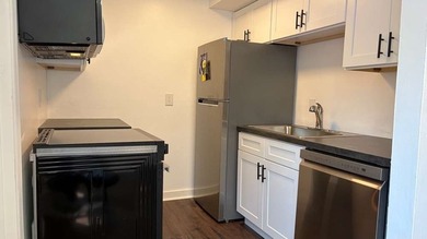 Rare opportunity in highly sought Kimberly Condominiums! - photo 5