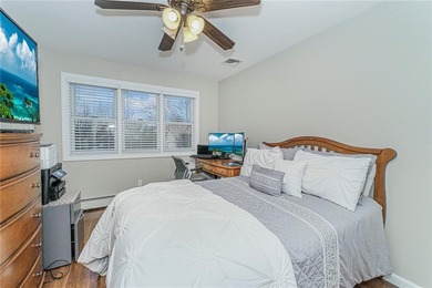 Tottenville-Fully Detached Colonial, an absolute stunning home - photo 16