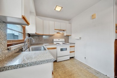 Welcome To This 3 Bedroom, 1 Bath Cape Style Home In Merrick! - photo 16
