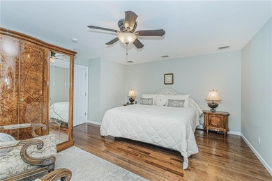 Tottenville-Fully Detached Colonial, an absolute stunning home - photo 18