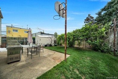 Welcome To This 3 Bedroom, 1 Bath Cape Style Home In Merrick! - photo 29