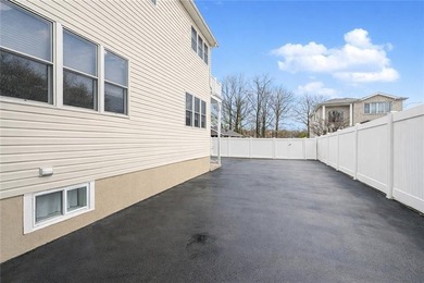 Tottenville-Fully Detached Colonial, an absolute stunning home - photo 30