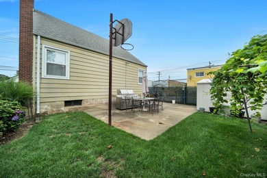 Welcome To This 3 Bedroom, 1 Bath Cape Style Home In Merrick! - photo 30