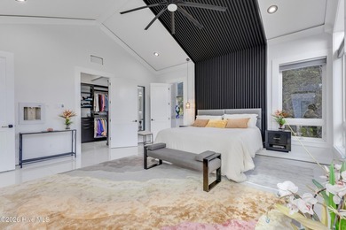 Welcome to a fully integrated modern smart home in the highly - photo 32