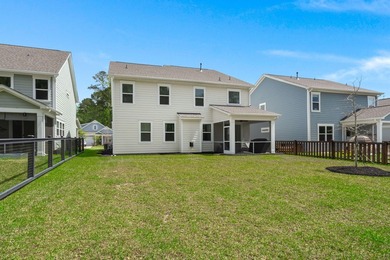 Welcome home to the postcard-perfect community of The Ponds - photo 43