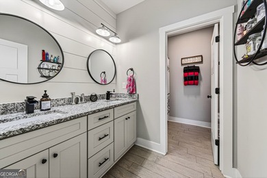 Welcome to 3656 Eagle View Way a 6 bedroom and 4 full bath in - photo 43