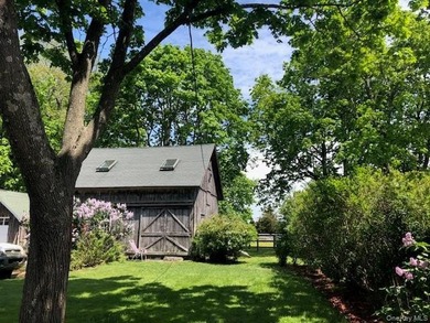 This charming Center Moriches 4/5-bedroom Colonial dates back to - photo 44