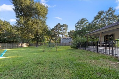 Discover this fully remodeled 3-bedroom, 2-bath home just - photo 48