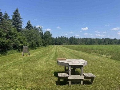 Tucked away at the end of a quiet dead-end road, this - photo 49