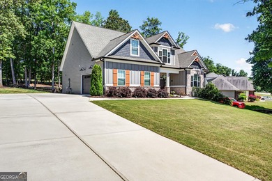 Welcome to 3656 Eagle View Way a 6 bedroom and 4 full bath in - photo 50