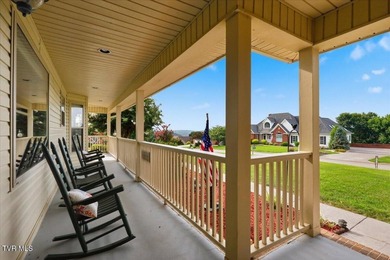 Patriot Hills Golf Course home!!! Immaculate home and first time - photo 6