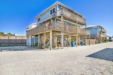 SELLER IS MOTIVATED! BRING ALL OFFERS!! This amazing newly - photo 1