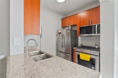 $20,000 Free Grant available!! A Private Urban Retreat with - photo 8