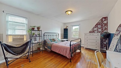 SHOWING BY APPOINTMENT ONLY CALL THE LISTING AGENT 987 E 42nd St - photo 25