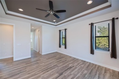 Exquisite 2021 custom-built DM Dean residence on a fully fenced - photo 26